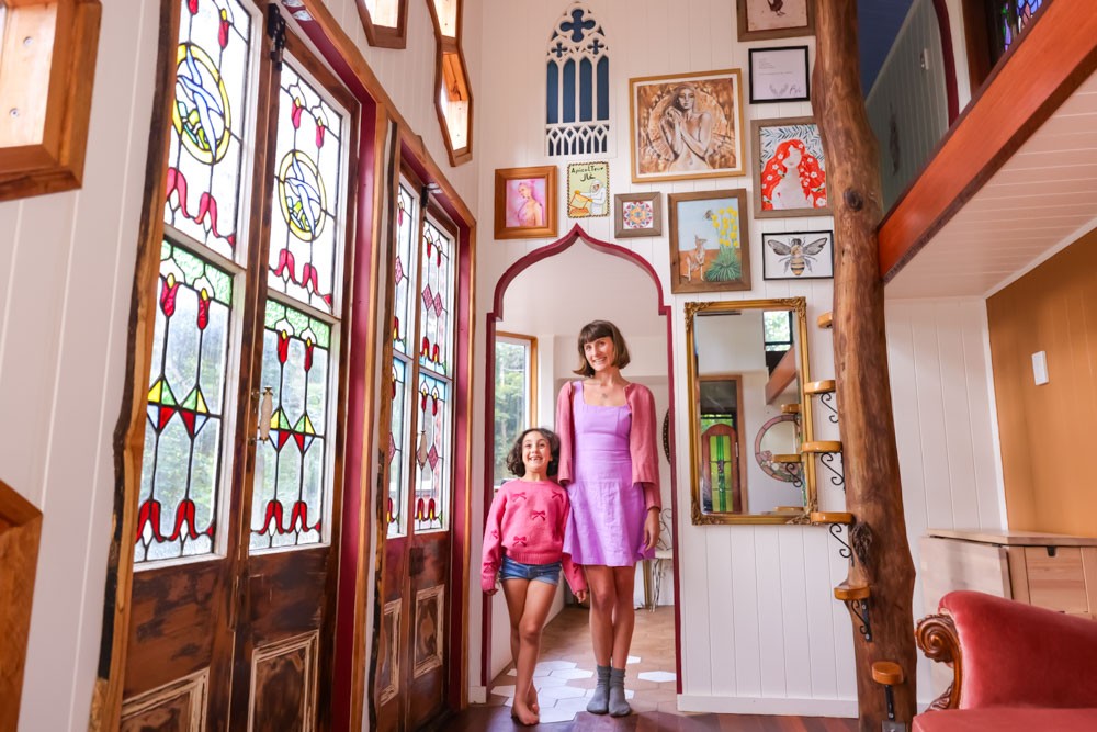 Beekeeper’s Whimsical Hive-Inspired Tiny House